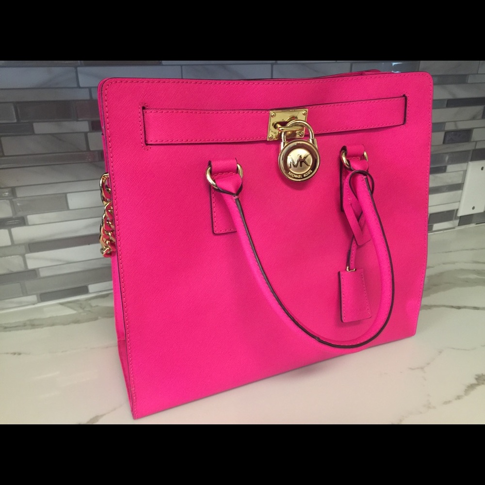 *SOLD* Michael Kors tote handbag; shoulder bag - Picture 2 of 7